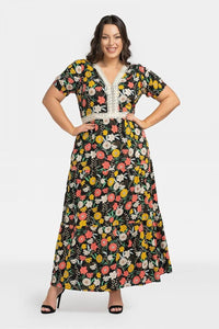 Plus size dress model 196884 Karko