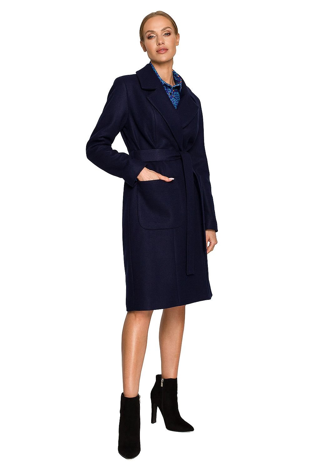 Coat model 169940 Moe